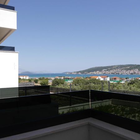 Apartment "Mon Ami" Трогір Екстер'єр фото